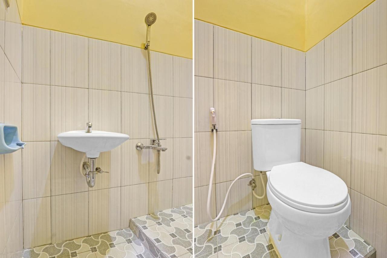 Oyo 90796 Hotel Mulya Indah Tambakmulya Kültér fotó