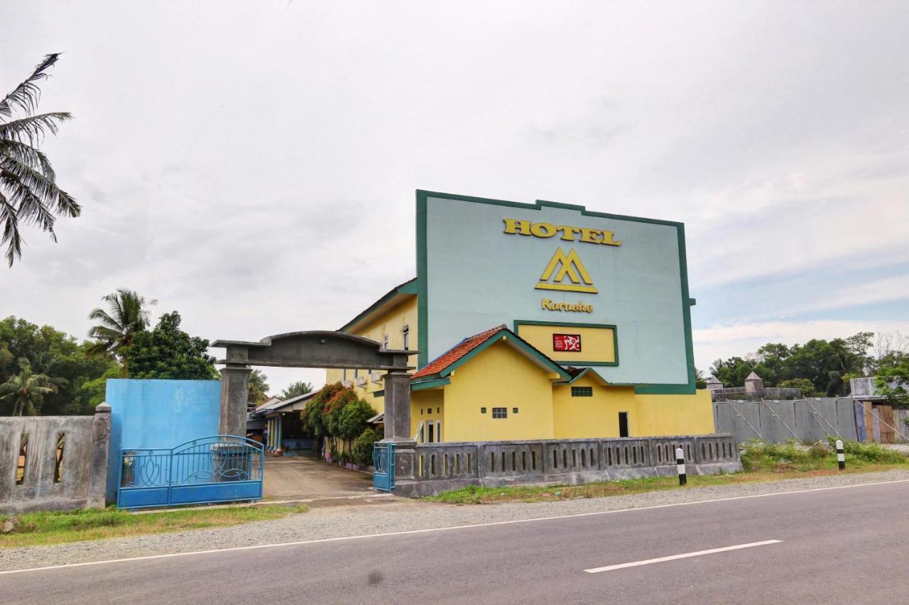Oyo 90796 Hotel Mulya Indah Tambakmulya Kültér fotó